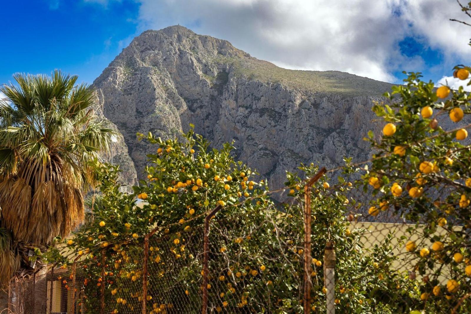 Casa Vacanze Il Faro San Vito Lo Capo-Trapani-Sicilia Ovest Holiday Home Экстерьер фото